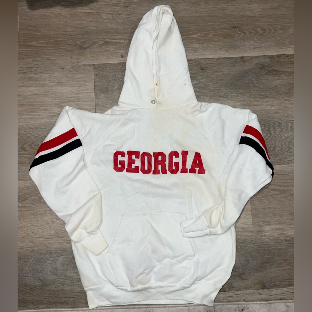 Vintage White Hoodie with Red 'Georgia' Print